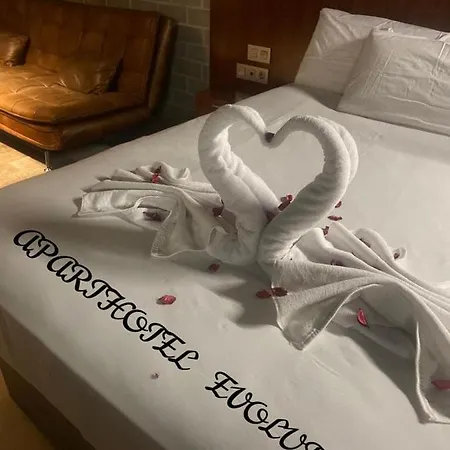 Evolution アパート 3*